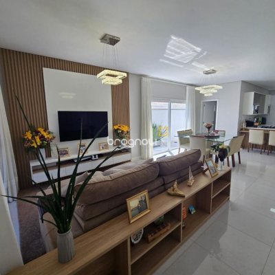 Casa com 175m², 3 quartos (sendo 1 suíte), 2 garagens, no bairro Pedra Branca em Palhoça