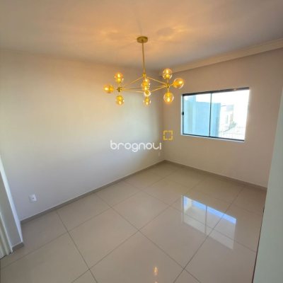Casa com 235m², 4 quartos (sendo 1 suíte), 3 garagens, no bairro Ipiranga em São José