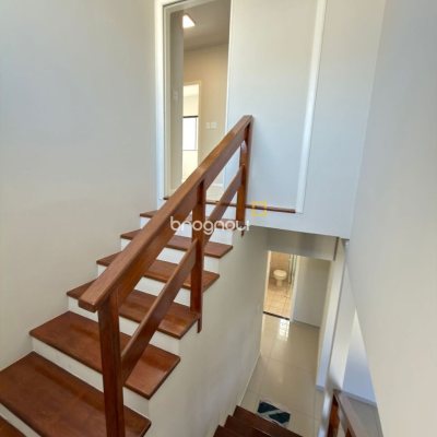 Casa com 235m², 4 quartos (sendo 1 suíte), 3 garagens, no bairro Ipiranga em São José
