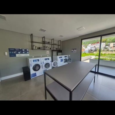 Apartamento, 1 quarto, 1 garagem, no bairro Saco Grande em Florianópolis