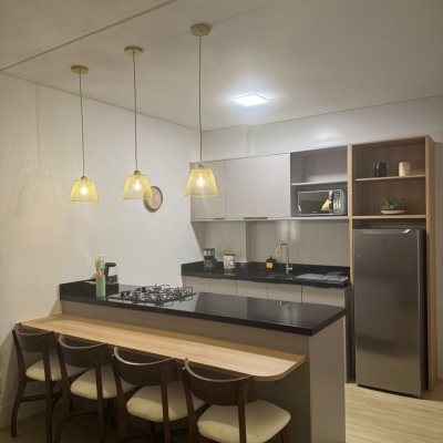 Apartamento, 1 quarto, 1 garagem, no bairro Saco Grande em Florianópolis