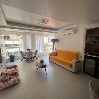 Apartamento com 113m², 2 quartos (sendo 1 suíte), 2 garagens, no bairro Kobrasol em São José