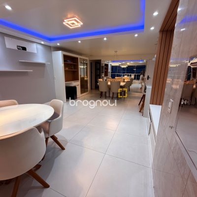 Apartamento com 113m², 2 quartos (sendo 1 suíte), 2 garagens, no bairro Kobrasol em São José