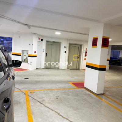 Apartamento com 113m², 2 quartos (sendo 1 suíte), 2 garagens, no bairro Kobrasol em São José