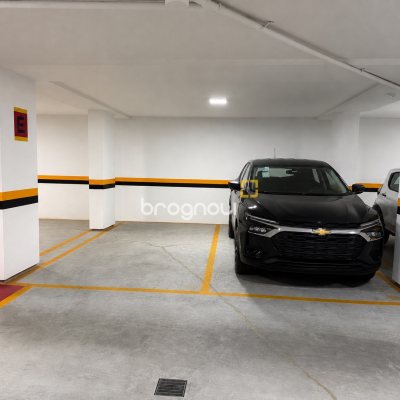 Apartamento com 113m², 2 quartos (sendo 1 suíte), 2 garagens, no bairro Kobrasol em São José