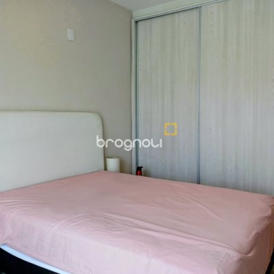 Casa com 113m², 4 quartos (sendo 1 suíte), 5 garagens, no bairro São João do Rio Vermelho em Florianópolis