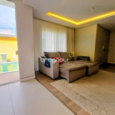 Casa com 113m², 4 quartos (sendo 1 suíte), 5 garagens, no bairro São João do Rio Vermelho em Florianópolis