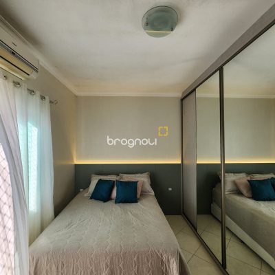 Casa com 117m², 3 quartos (sendo 1 suíte), 1 garagem, no bairro Forquilhinha em São José
