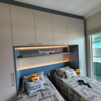 Casa com 117m², 3 quartos (sendo 1 suíte), 1 garagem, no bairro Forquilhinha em São José