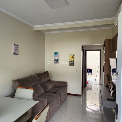 Casa com 117m², 3 quartos (sendo 1 suíte), 1 garagem, no bairro Forquilhinha em São José