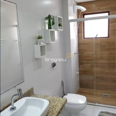 Apartamento com 74m², 2 quartos, no bairro Canasvieiras em Florianópolis