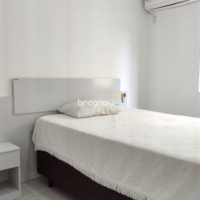 Apartamento com 74m², 2 quartos, no bairro Canasvieiras em Florianópolis