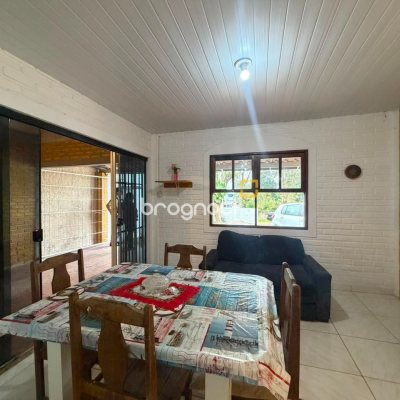 Casa com 90m², 4 quartos, 1 garagem, no bairro Praia de Fora em Palhoça