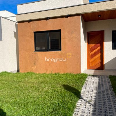Casa com 68m², 2 quartos (sendo 1 suíte), 1 garagem, no bairro Ingleses do Rio Vermelho em Florianópolis