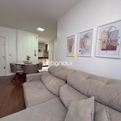 Apartamento com 77m², 3 quartos (sendo 1 suíte), 1 garagem, no bairro Agronômica em Florianópolis