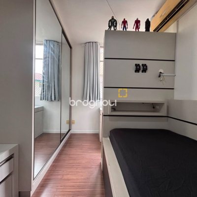 Apartamento com 77m², 3 quartos (sendo 1 suíte), 1 garagem, no bairro Agronômica em Florianópolis