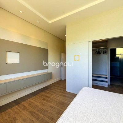 Casa de Condomínio com 185m², 3 quartos (sendo 2 suítes), 2 garagens, no bairro Cacupé em Florianópolis
