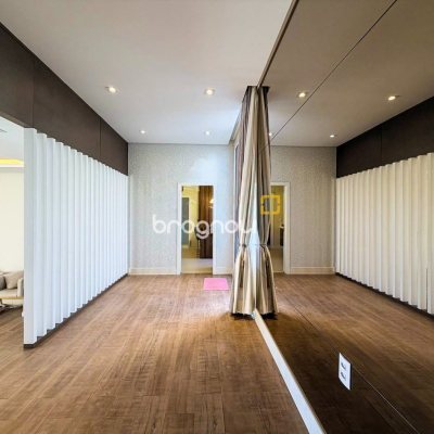 Casa de Condomínio com 185m², 3 quartos (sendo 2 suítes), 2 garagens, no bairro Cacupé em Florianópolis