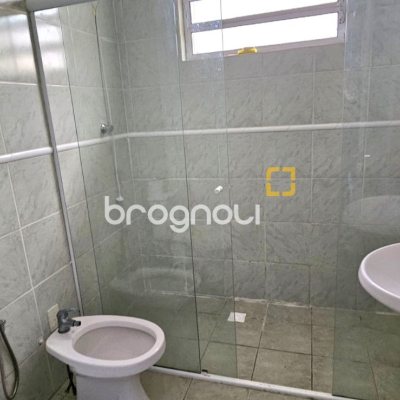 Casa com 124m², 3 quartos (sendo 1 suíte), 2 garagens, no bairro Estreito em Florianópolis