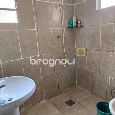 Casa com 124m², 3 quartos (sendo 1 suíte), 2 garagens, no bairro Estreito em Florianópolis