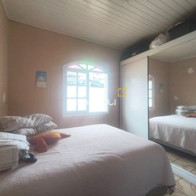 Casa com 300m², 4 quartos (sendo 1 suíte), 1 garagem, no bairro Jardim Eldorado em Palhoça