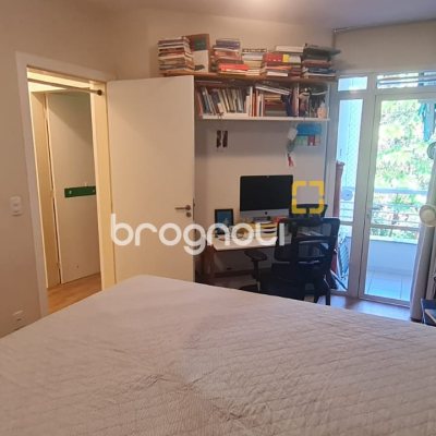 Apartamento com 67m², 2 quartos, 1 garagem, no bairro Itacorubi em Florianópolis