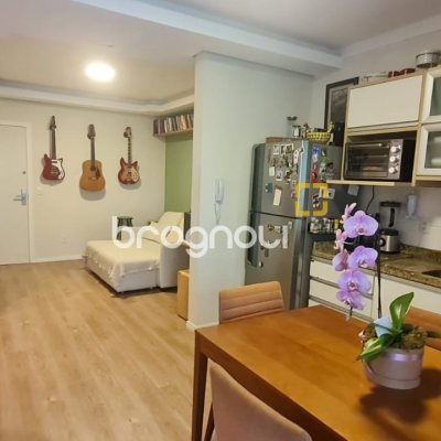 Apartamento com 67m², 2 quartos, 1 garagem, no bairro Itacorubi em Florianópolis