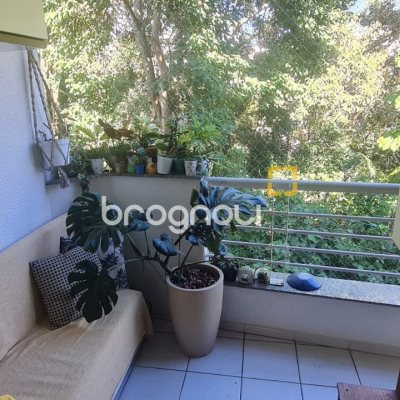 Apartamento com 67m², 2 quartos, 1 garagem, no bairro Itacorubi em Florianópolis