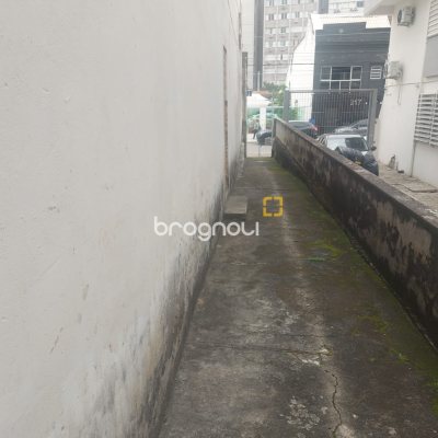 Casa com 196m², 5 quartos, 2 garagens, no bairro Centro em Florianópolis