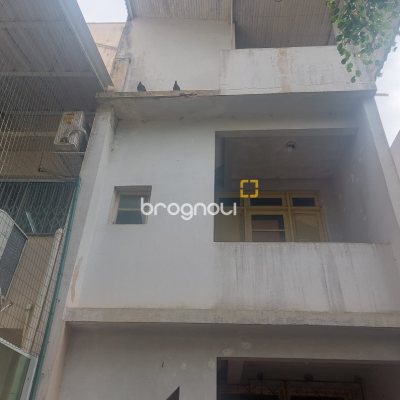 Casa com 196m², 5 quartos, 2 garagens, no bairro Centro em Florianópolis