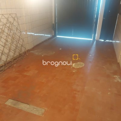 Casa com 196m², 5 quartos, 2 garagens, no bairro Centro em Florianópolis