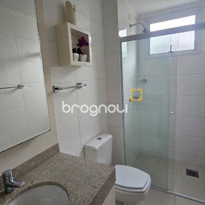 Apartamento com 104m², 3 quartos (sendo 1 suíte), 2 garagens, no bairro Itacorubi em Florianópolis