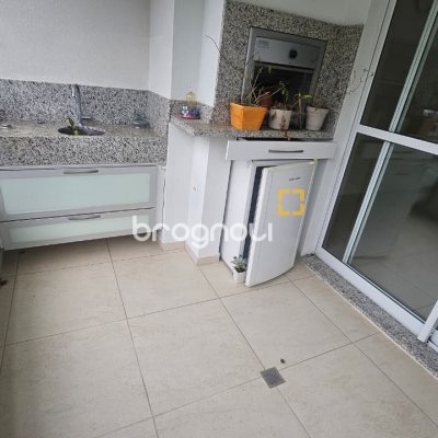 Apartamento com 104m², 3 quartos (sendo 1 suíte), 2 garagens, no bairro Itacorubi em Florianópolis