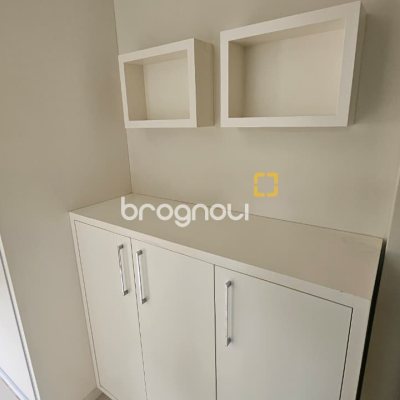 Apartamento com 104m², 3 quartos (sendo 1 suíte), 2 garagens, no bairro Itacorubi em Florianópolis