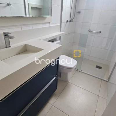 Apartamento com 104m², 3 quartos (sendo 1 suíte), 2 garagens, no bairro Itacorubi em Florianópolis