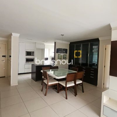 Apartamento com 104m², 3 quartos (sendo 1 suíte), 2 garagens, no bairro Itacorubi em Florianópolis