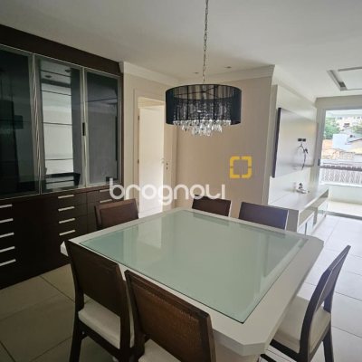 Apartamento com 104m², 3 quartos (sendo 1 suíte), 2 garagens, no bairro Itacorubi em Florianópolis