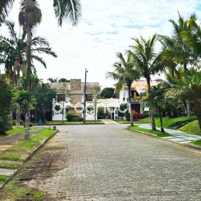 Casa com 282m², 5 quartos (sendo 2 suítes), 4 garagens, no bairro Jurerê Internacional em Florianópolis