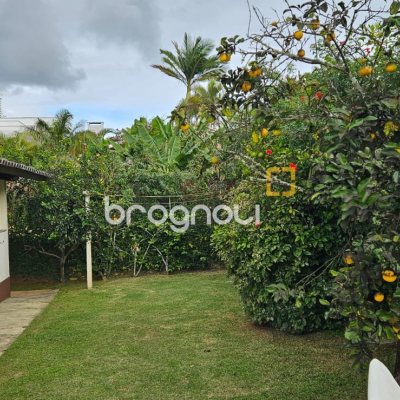 Casa com 282m², 5 quartos (sendo 2 suítes), 4 garagens, no bairro Jurerê Internacional em Florianópolis