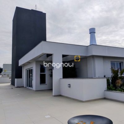 Apartamento com 64m², 1 quarto, 1 garagem, no bairro Ingleses em Florianópolis