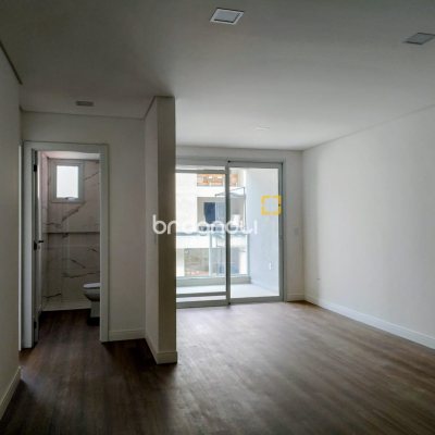 Apartamento com 64m², 1 quarto, 1 garagem, no bairro Ingleses em Florianópolis