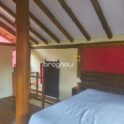 Sítio com 200m², 3 quartos, 3 garagens, no bairro Teresópolis em Águas Mornas