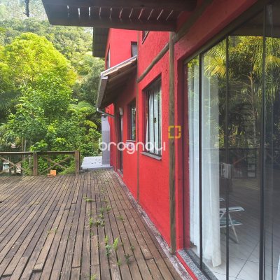 Sítio com 200m², 3 quartos, 3 garagens, no bairro Teresópolis em Águas Mornas