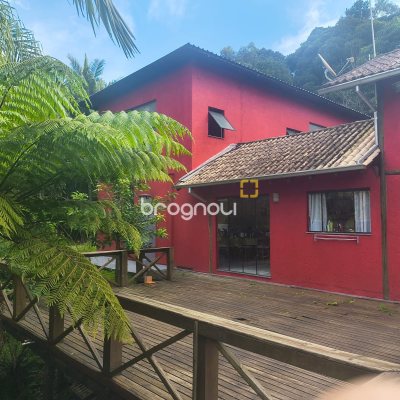 Sítio com 200m², 3 quartos, 3 garagens, no bairro Teresópolis em Águas Mornas