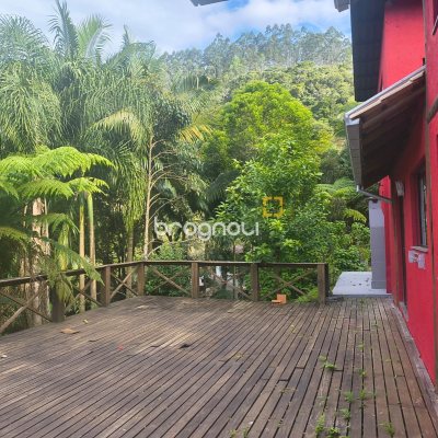 Sítio com 200m², 3 quartos, 3 garagens, no bairro Teresópolis em Águas Mornas