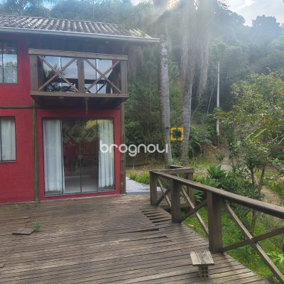 Sítio com 200m², 3 quartos, 3 garagens, no bairro Teresópolis em Águas Mornas