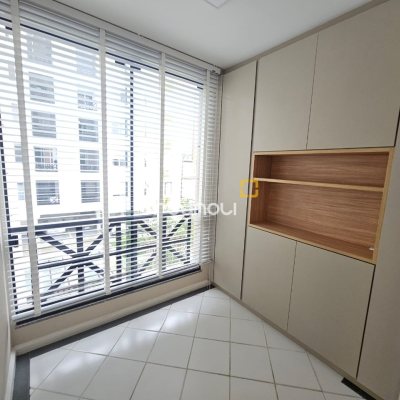 Apartamento com 84m², 3 quartos (sendo 1 suíte), 1 garagem, no bairro Itacorubi em Florianópolis