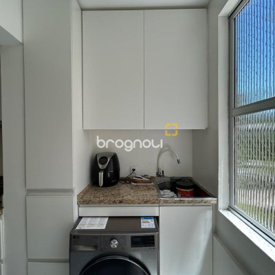 Apartamento com 84m², 3 quartos (sendo 1 suíte), 1 garagem, no bairro Itacorubi em Florianópolis