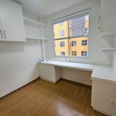 Apartamento com 84m², 3 quartos (sendo 1 suíte), 1 garagem, no bairro Itacorubi em Florianópolis