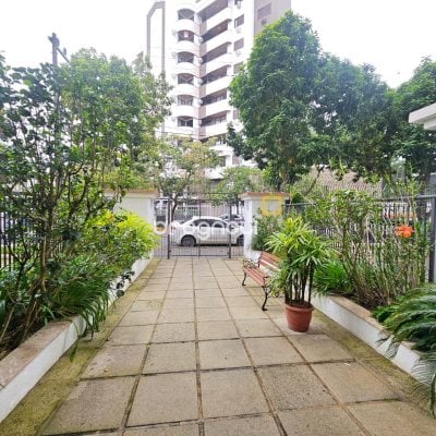 Apartamento com 84m², 3 quartos (sendo 1 suíte), 1 garagem, no bairro Itacorubi em Florianópolis